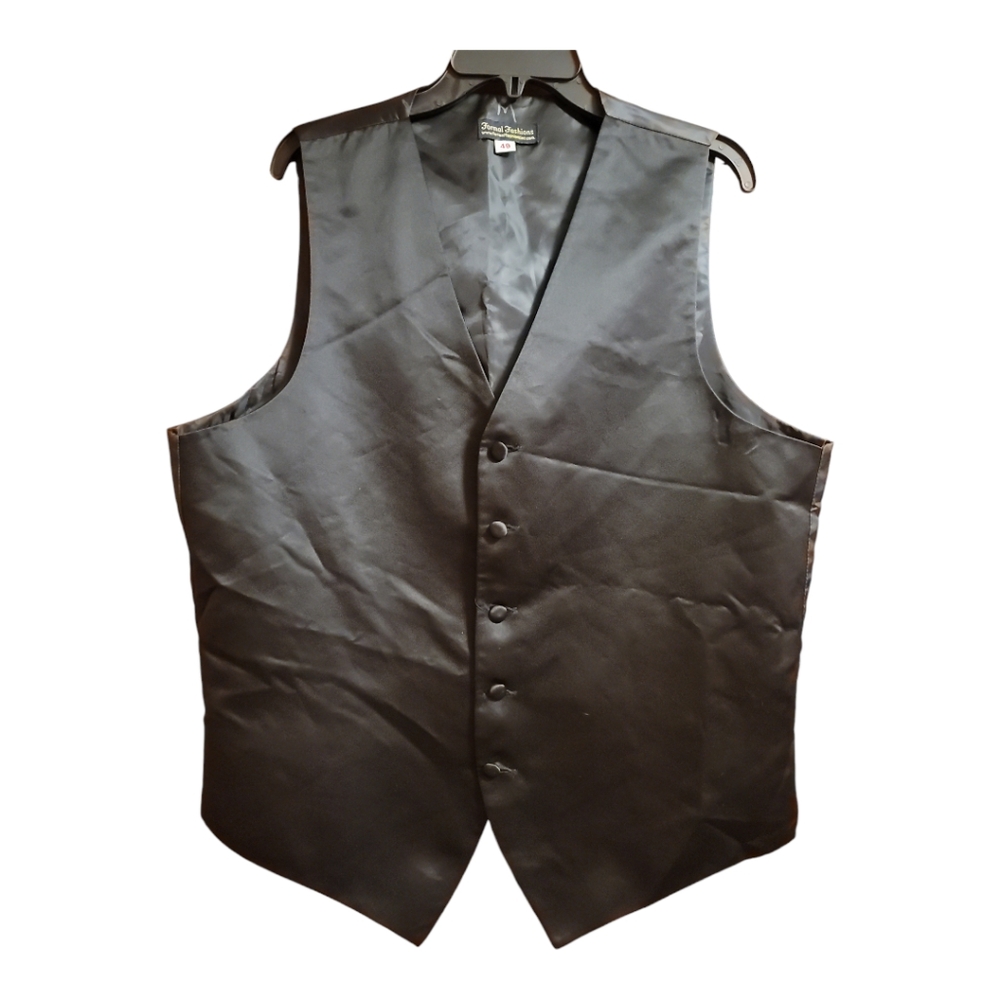 Formal Fashions vest mens size 49 black polyester satin adjustable back waist